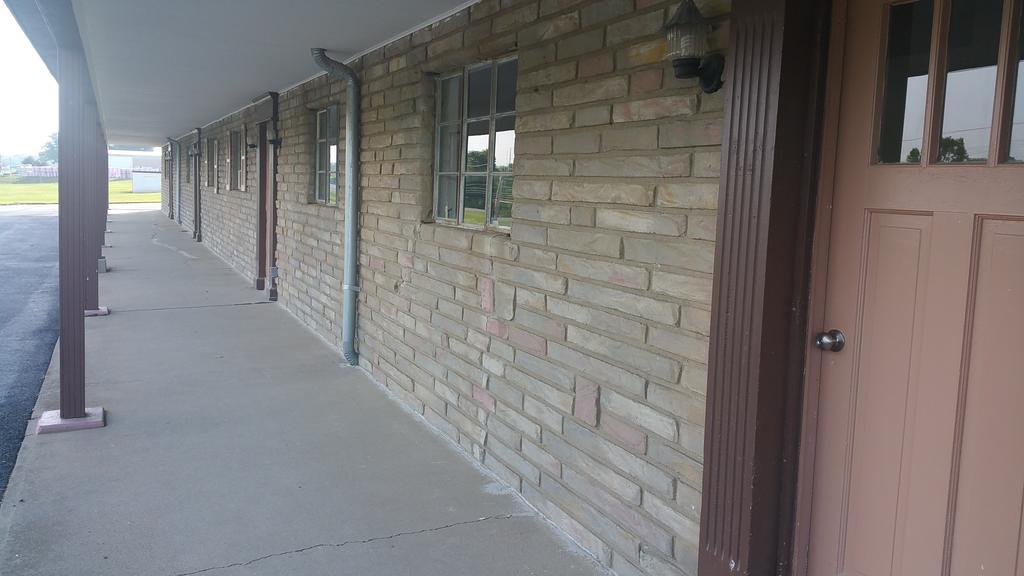Baker'S Motel Norwich ภายนอก รูปภาพ