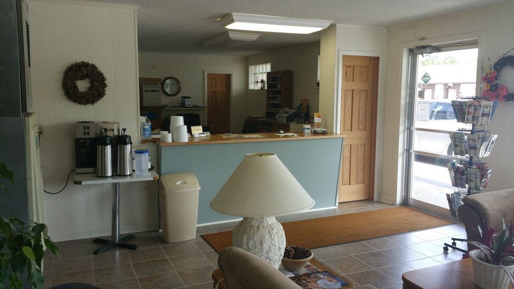 Baker'S Motel Norwich ภายนอก รูปภาพ